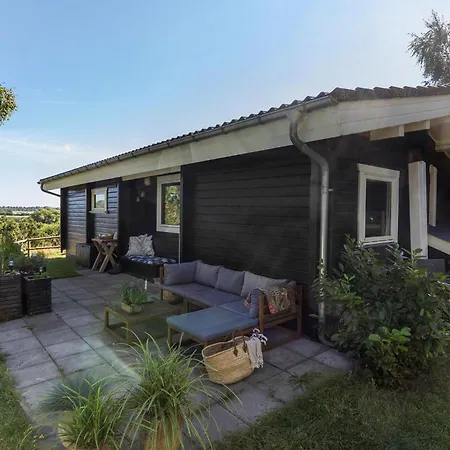 Cozy Home In Ebeltoft With Wifi Holiday home Ebeltoft
